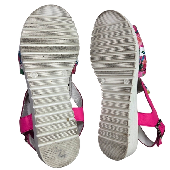 Django & Juliette Pink Floral Wedge Peep Toe Sandals Size 9.5 - Picture 4 of 6